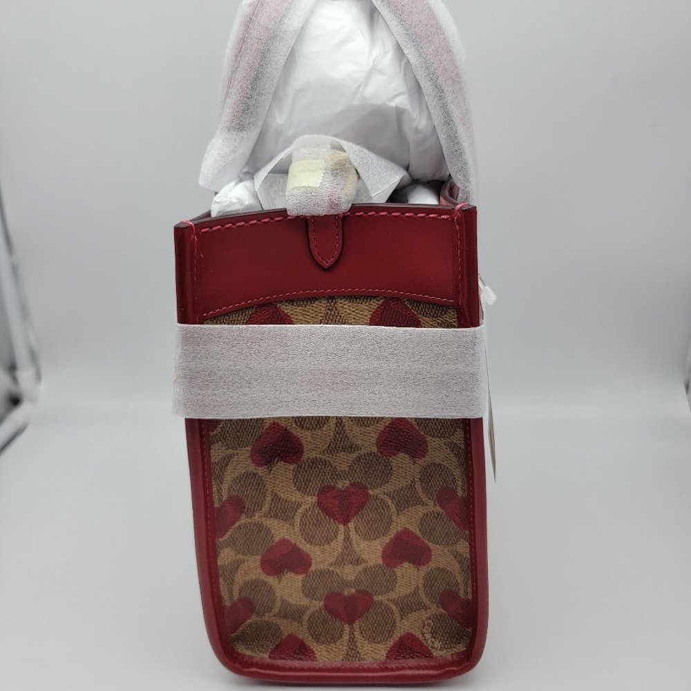 Coach Field Tote 22 In Signature Canvas With Hear… - image 4
